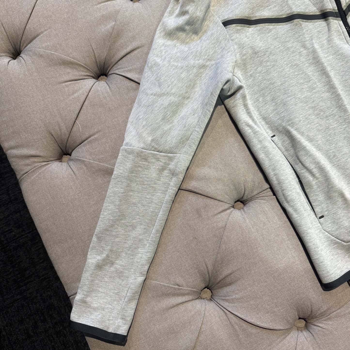 Nike Tech Fleece Jacket 'Grey' (Second hand)