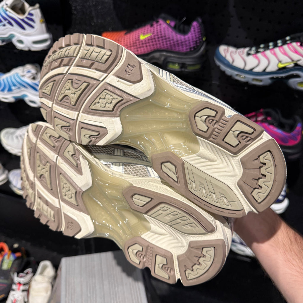 Juliana Salazar X Asics Gel-Kayano 14 'Eucalyptus' (Second hand)