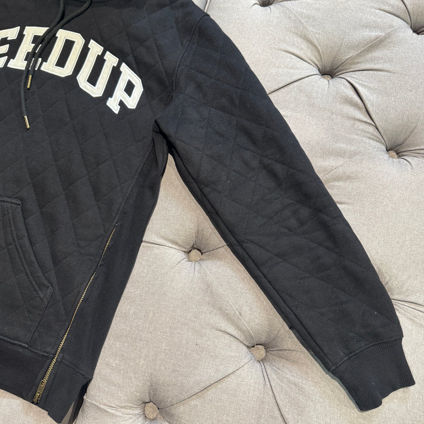 Geedup Stitched Quilt Hoodie 'Black' (Second hand)