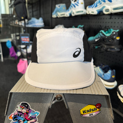 Asics 5 Pannel Cap 'White Black' (Brand New)