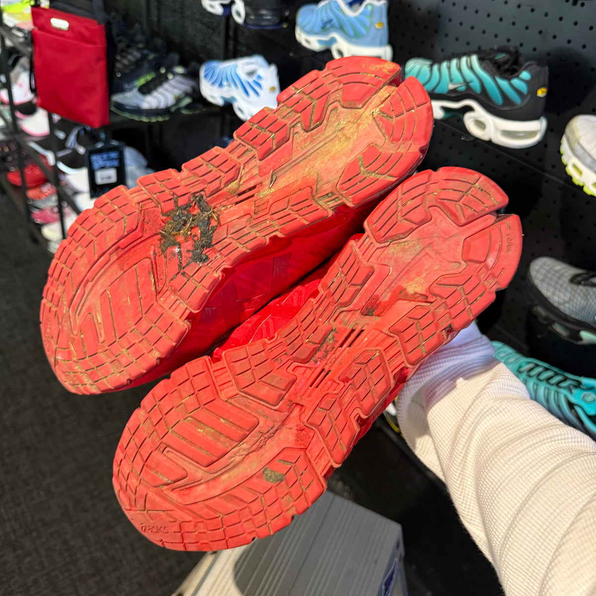 Asics Gel Quantum 360 5 'Triple Red' (Second hand)