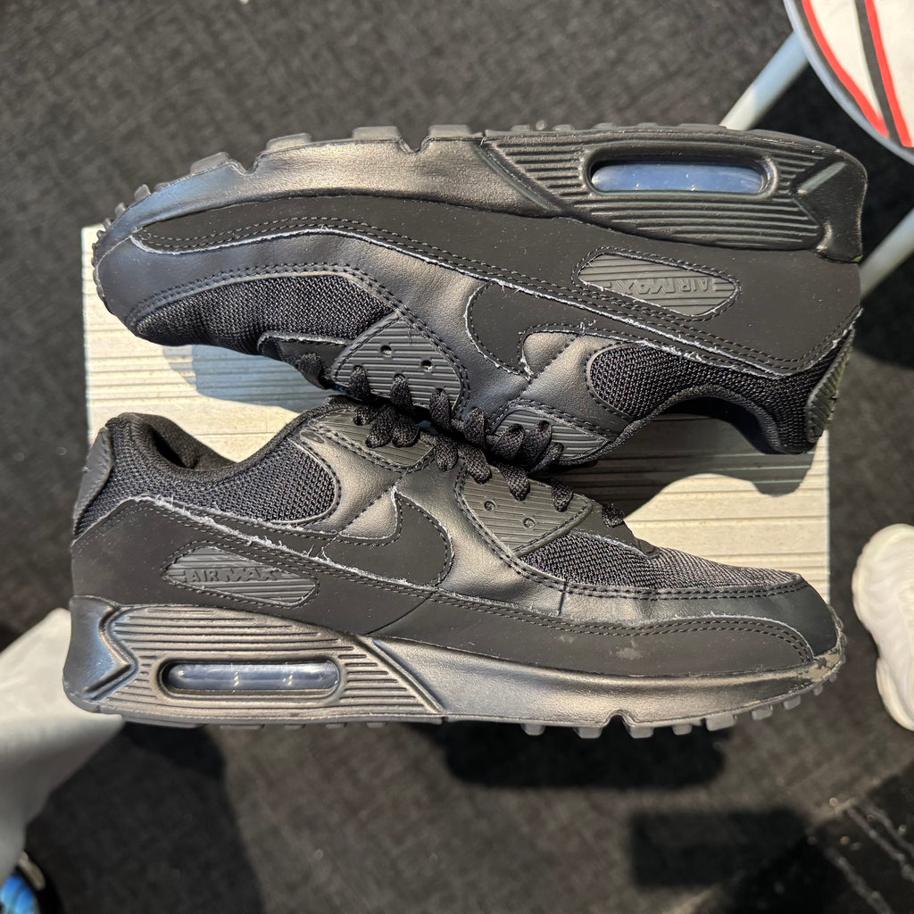 Nike Air Max 90 'Triple Black' (Second hand)