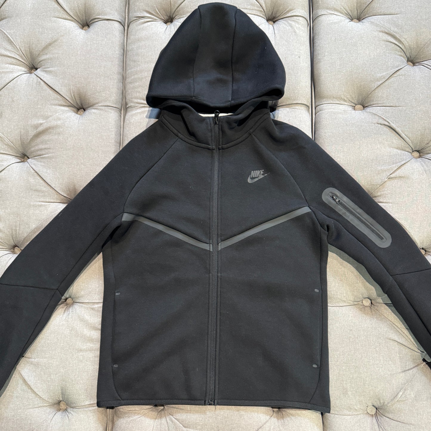 Nike Tech Fleece Jacket 'Black' (Second hand)