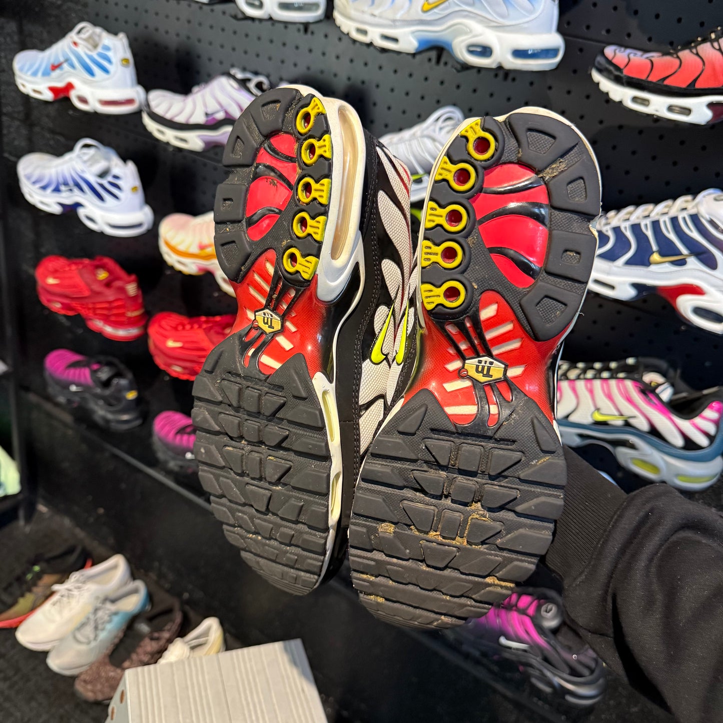 Nike Air Max Plus 'TN' White Crimson Venom (Second hand)