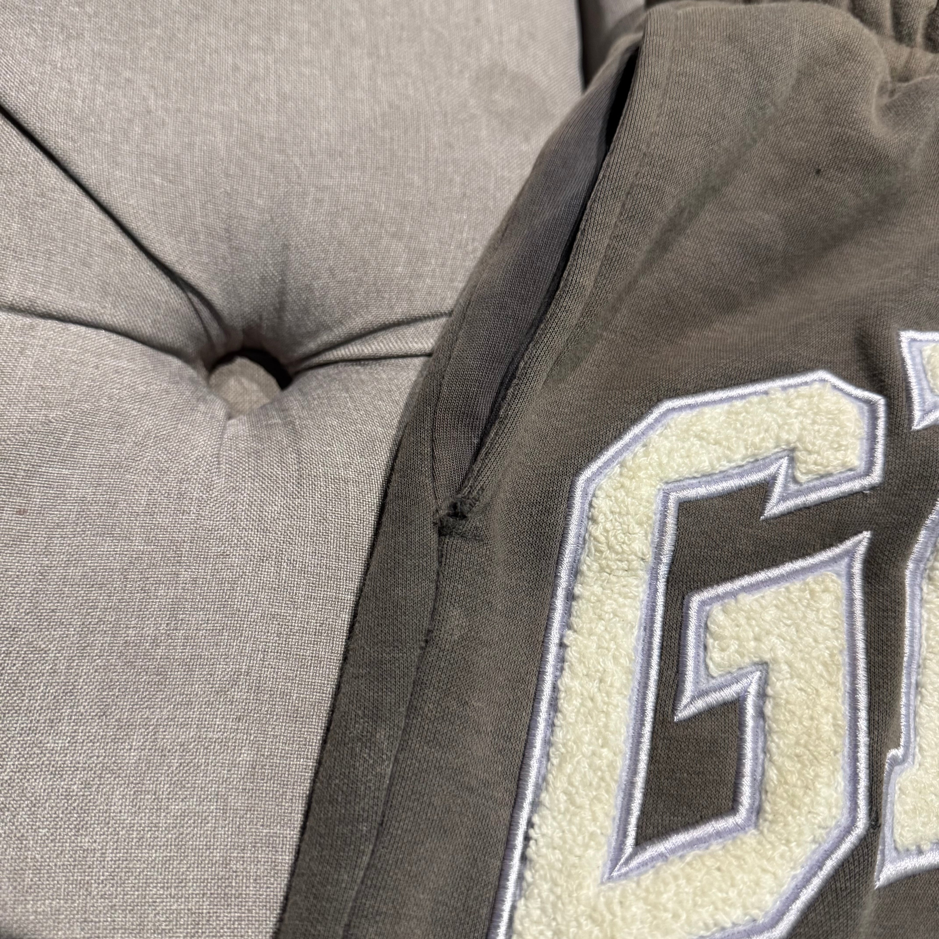 Geedup Team Logo Shorts 'Asphalt Grey' (Second hand)