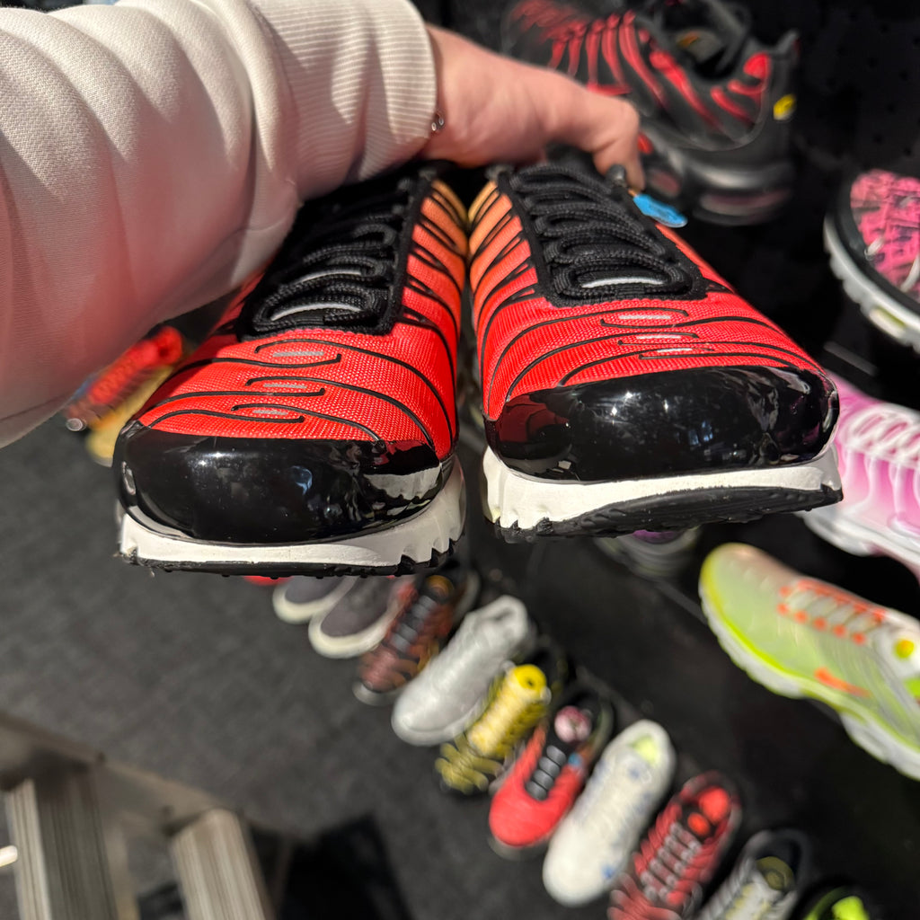 Nike Air Max Plus TN 'Worldwide Black' (Second hand)