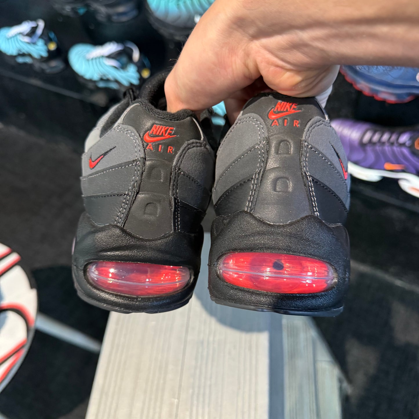 Nike Air Max 95 'Black Picante Red' (Second hand)