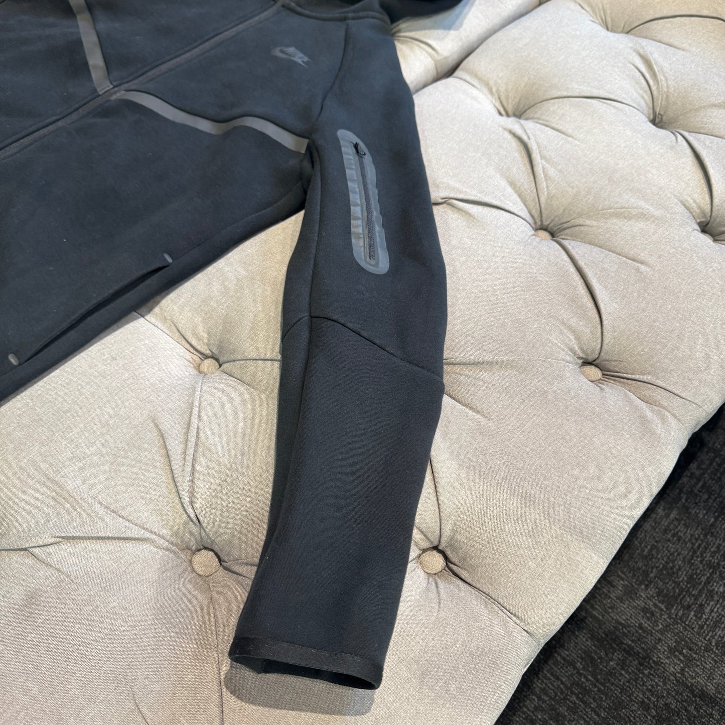 Nike Tech Fleece Jacket 'Black' (Second hand)
