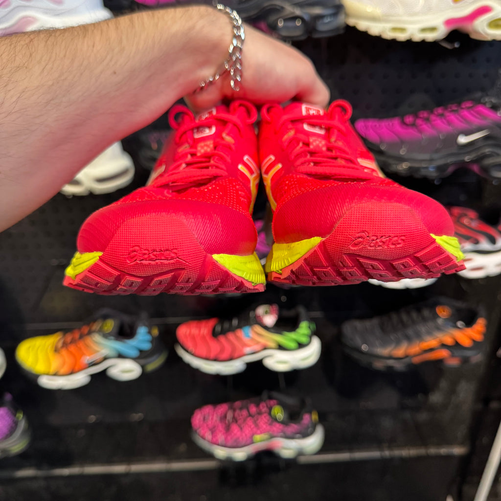 Asics Gel-Kayano 26 'Laser Pink Sour Yuzu' (Second hand)