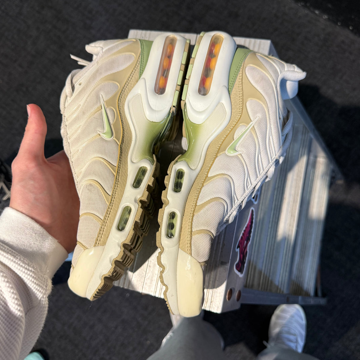 Nike Air Max Plus TN 'Light Bone Honeydew' (Second hand)