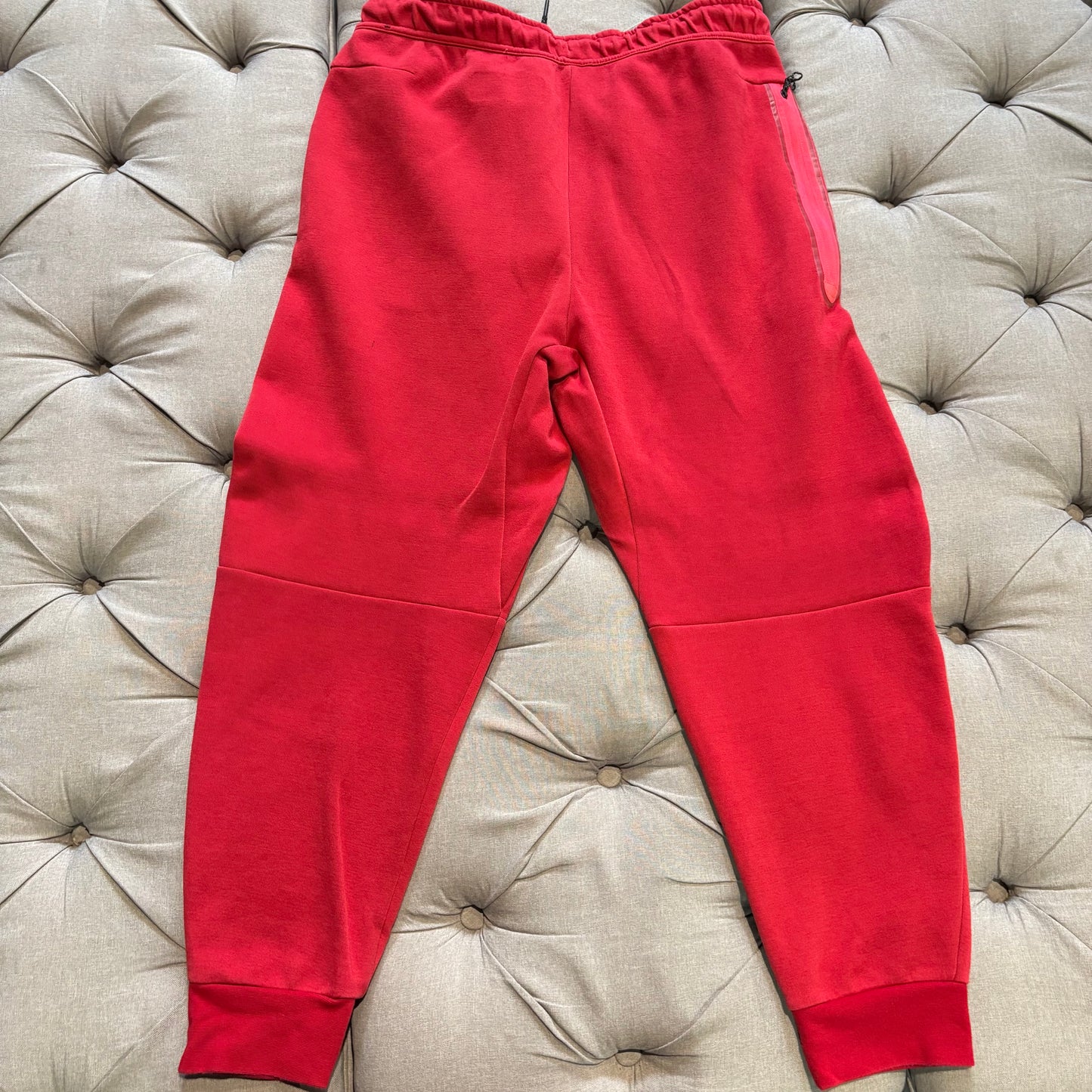 Nike Tech Fleece Pants 'Red' (Second hand)