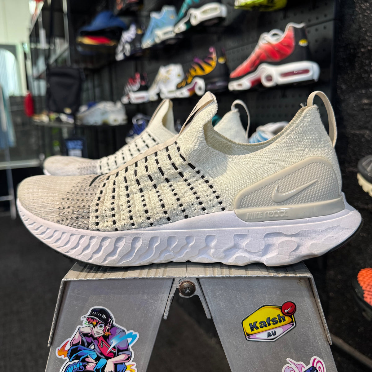 Nike React Phantom Run Flyknit 2 'Bone Cream' (Second hand)