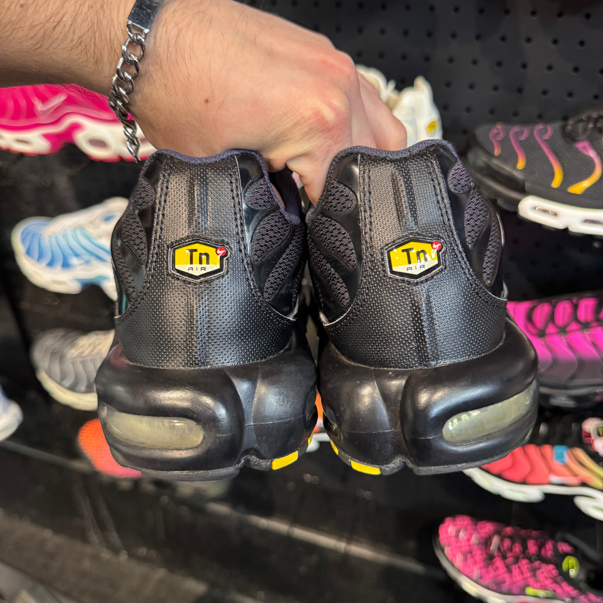Nike Air Max Plus TN 'Wolf Grey Opti Yellow' (Second hand)