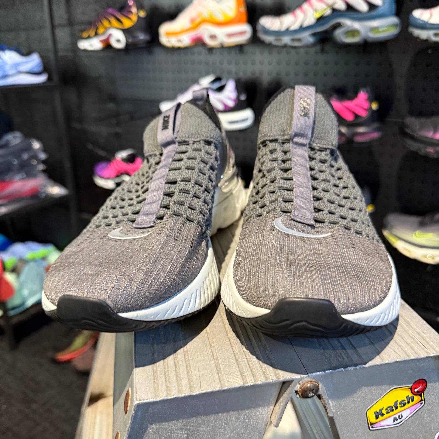 Nike React Phantom Run 2 'Grey Silver White' (Second hand)