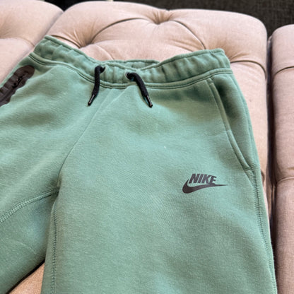 Nike Tech Fleece Pants 'Forest Green' (Second hand)