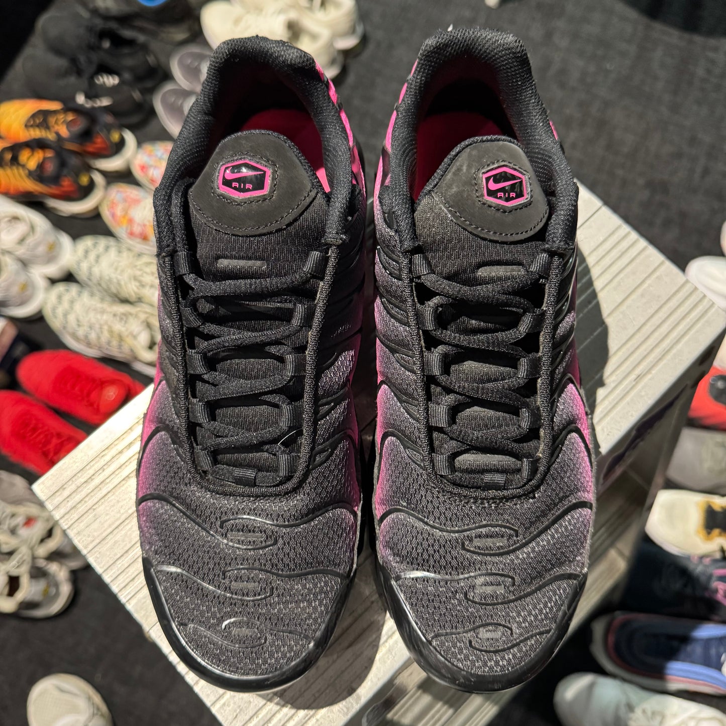 Nike Air Max Plus TN 'Black Hyper Pink' (Second hand)