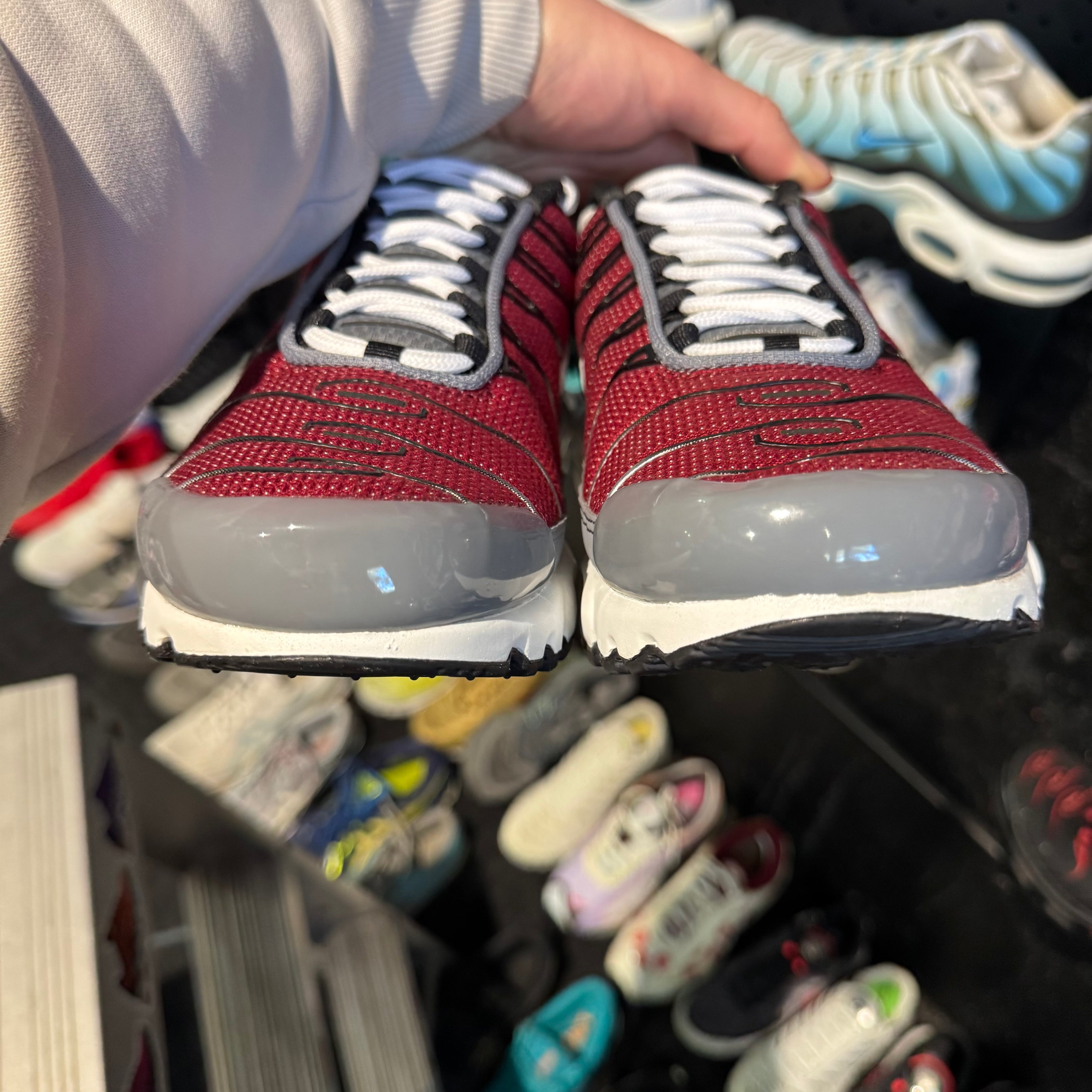 Nike Air Max Plus TN 2022 'Burgundy Team Red Cool Grey' (Brand New)