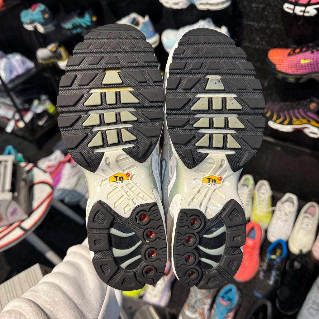 Nike Air Max Plus TN 'Mica Green' (Second hand)