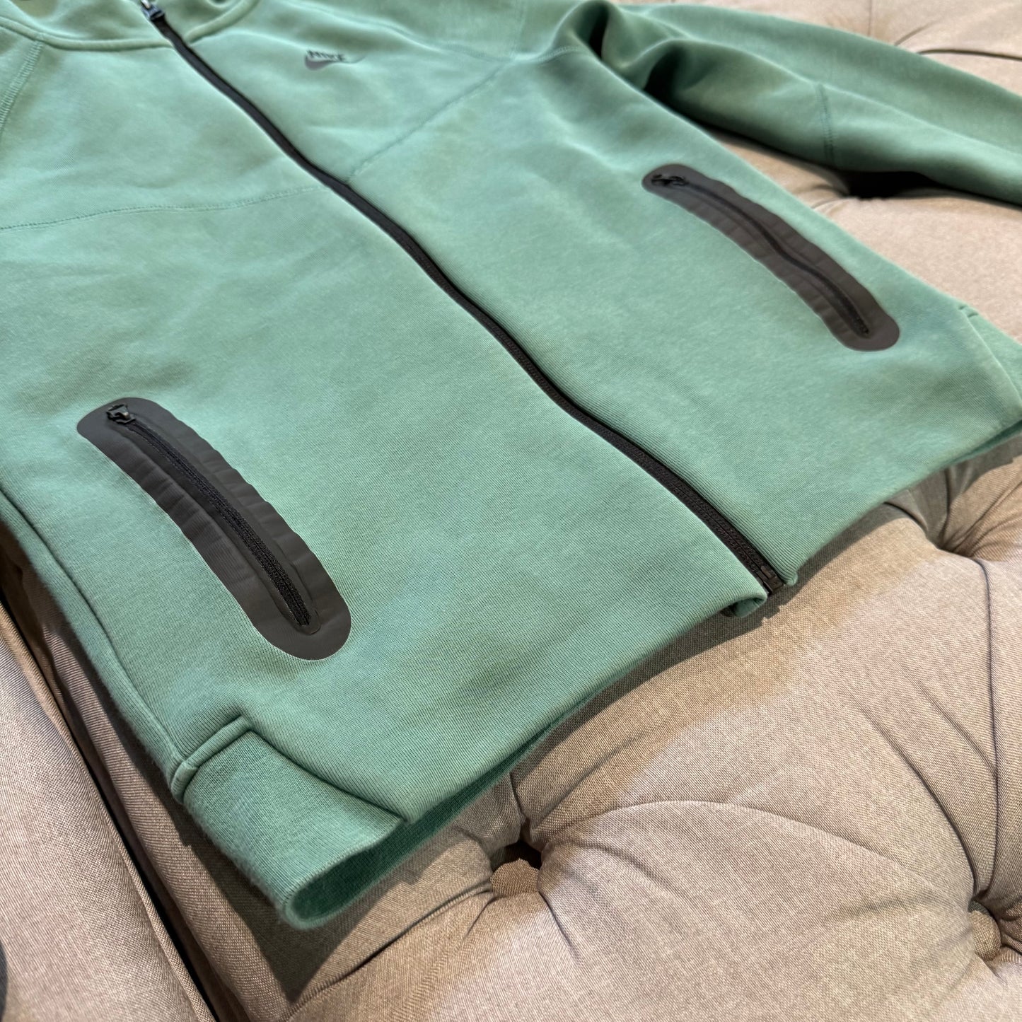 Nike Tech Fleece Jacket 'Forest Green' (Second hand)