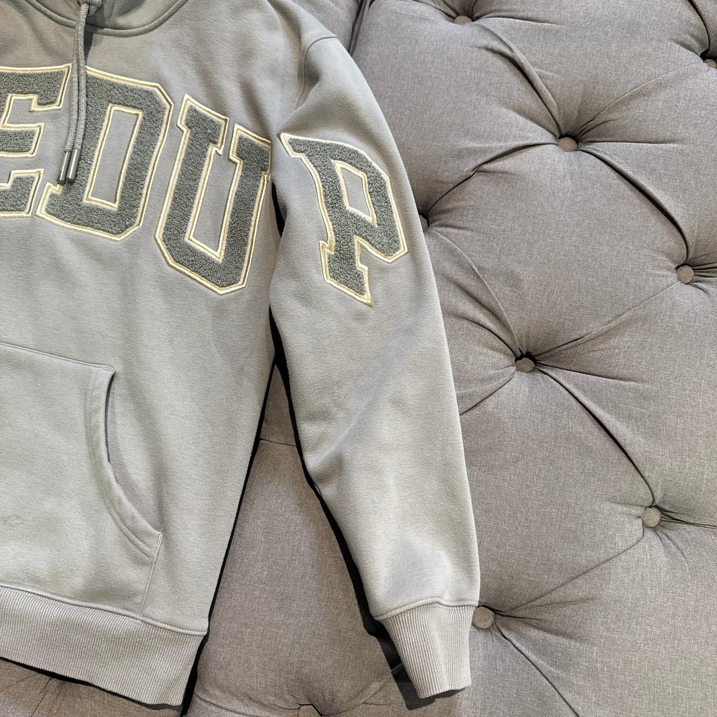 Geedup Team Logo Hoodie 'Grey Gold' (Second hand)