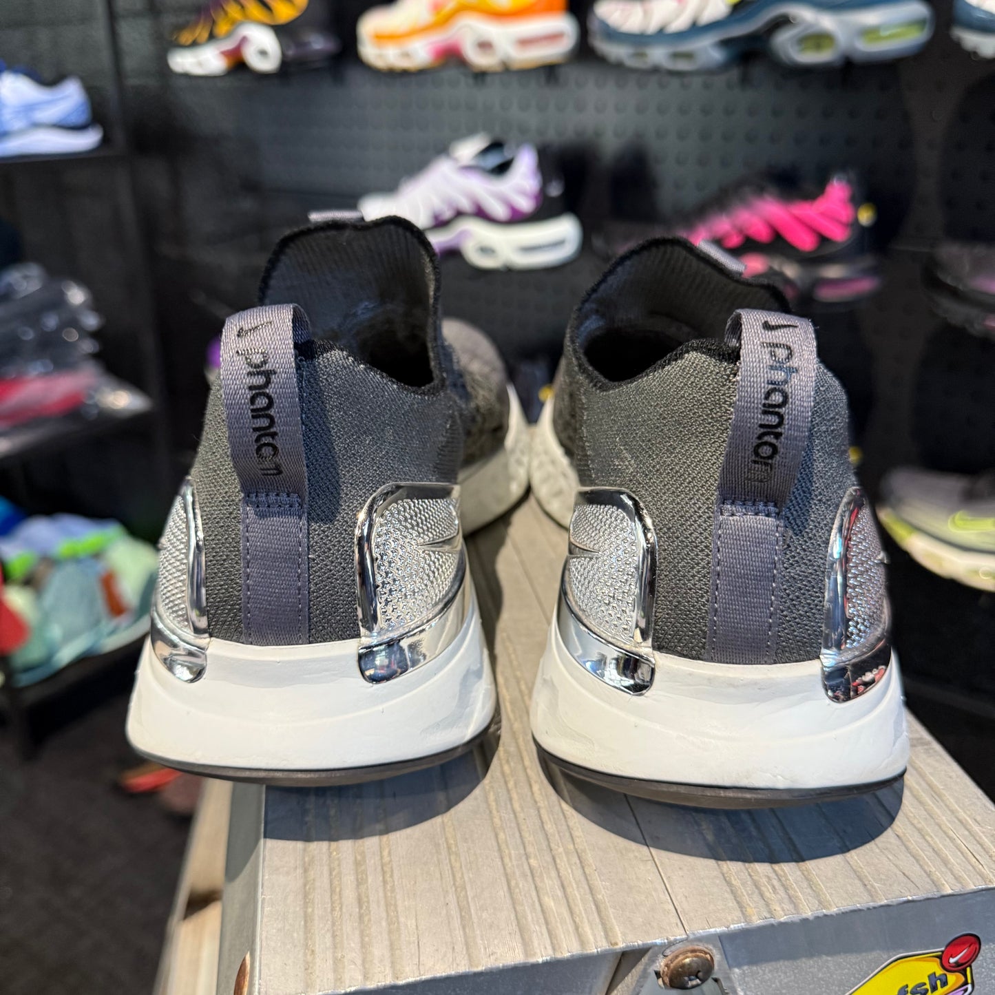 Nike React Phantom Run 2 'Grey Silver White' (Second hand)