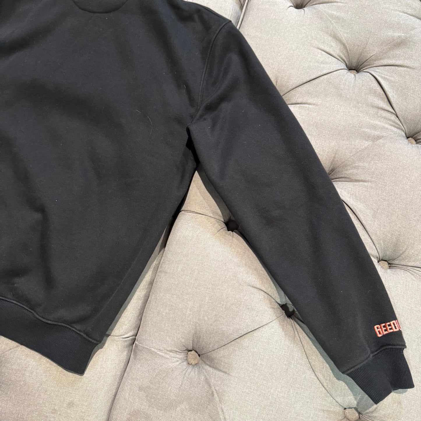 Geedup Handstyle Hoodie 'Black Peach' (Second hand)