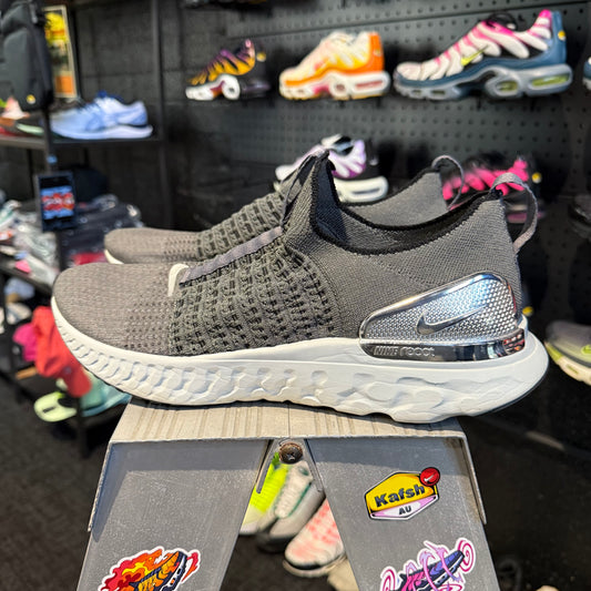 Nike React Phantom Run 2 'Grey Silver White' (Second hand)