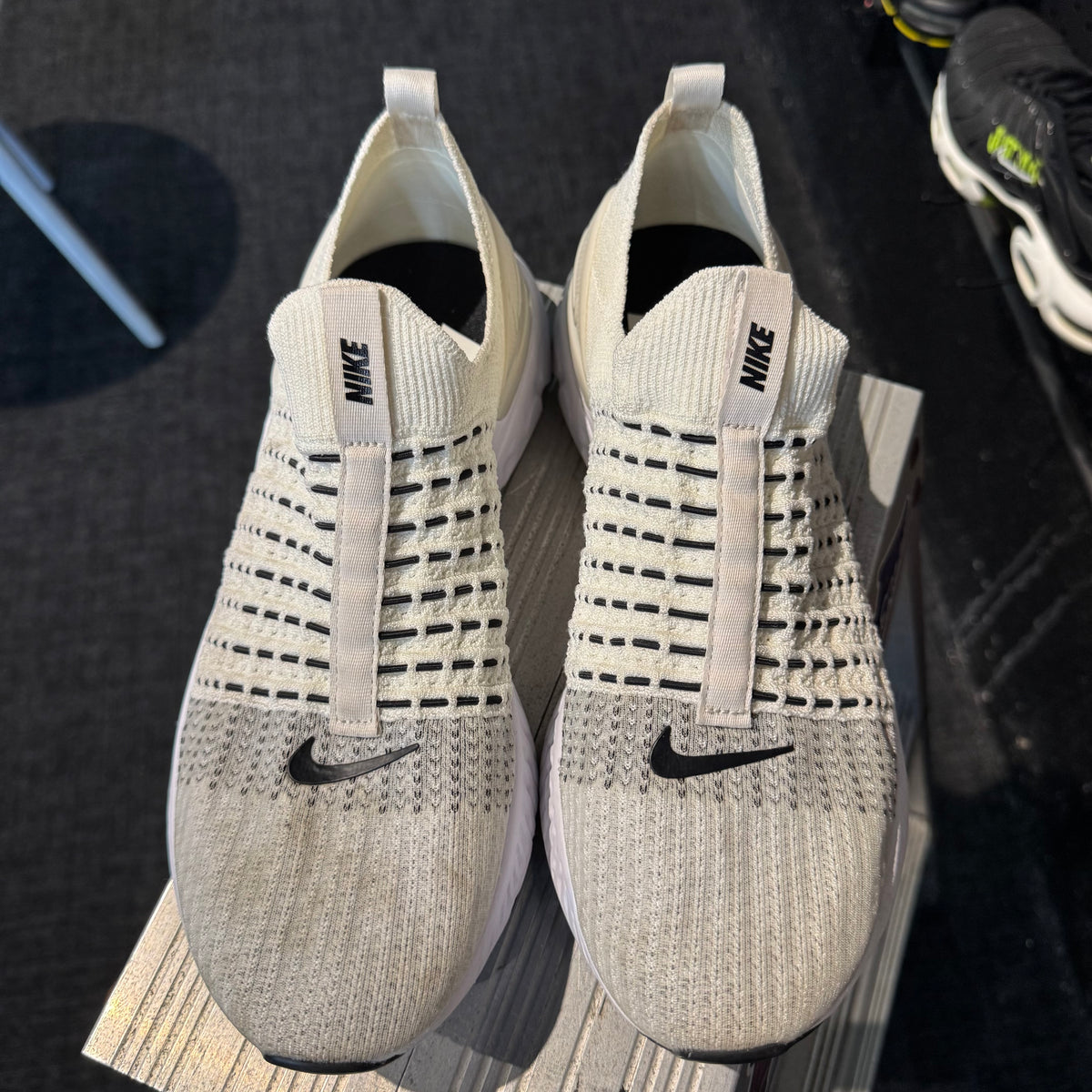 Nike React Phantom Run Flyknit 2 'Bone Cream' (Second hand)