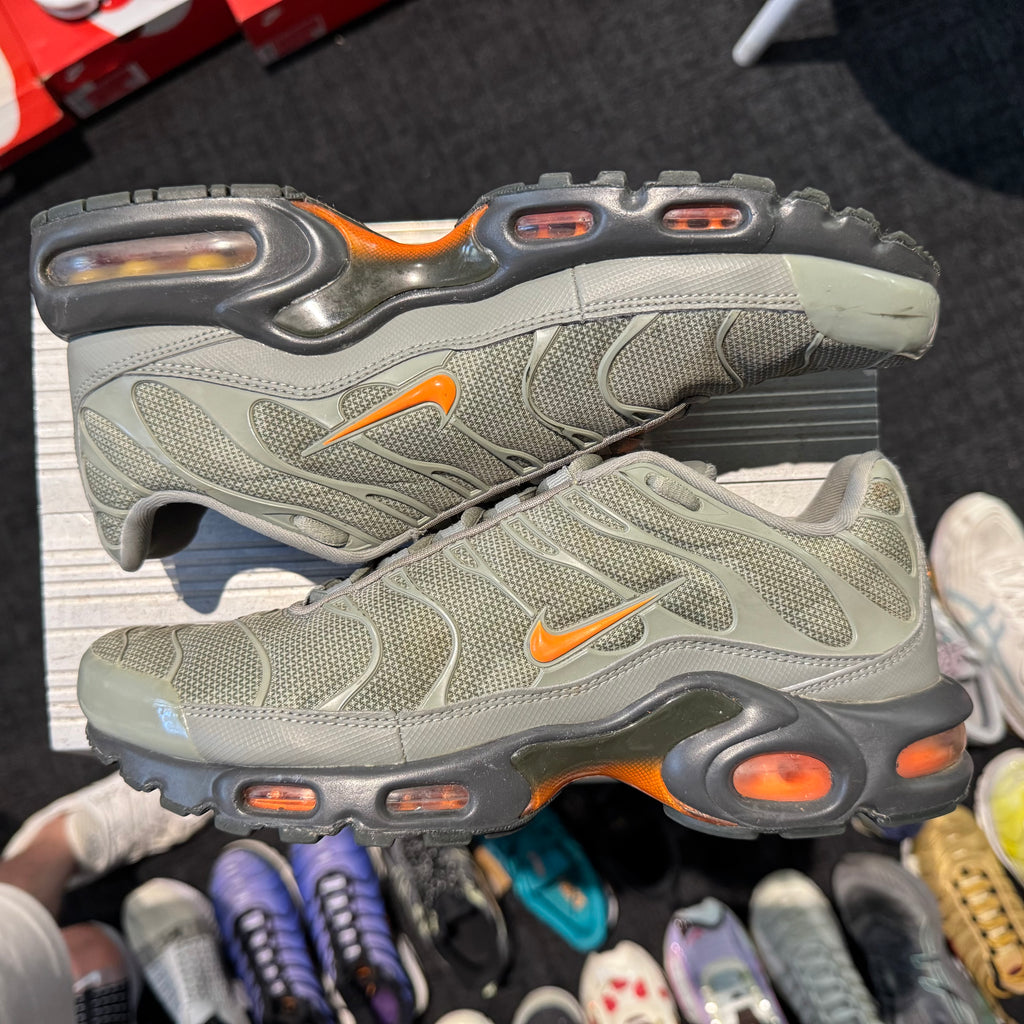 Nike Air Max Plus TN 'Dark Stucco' (Second hand)
