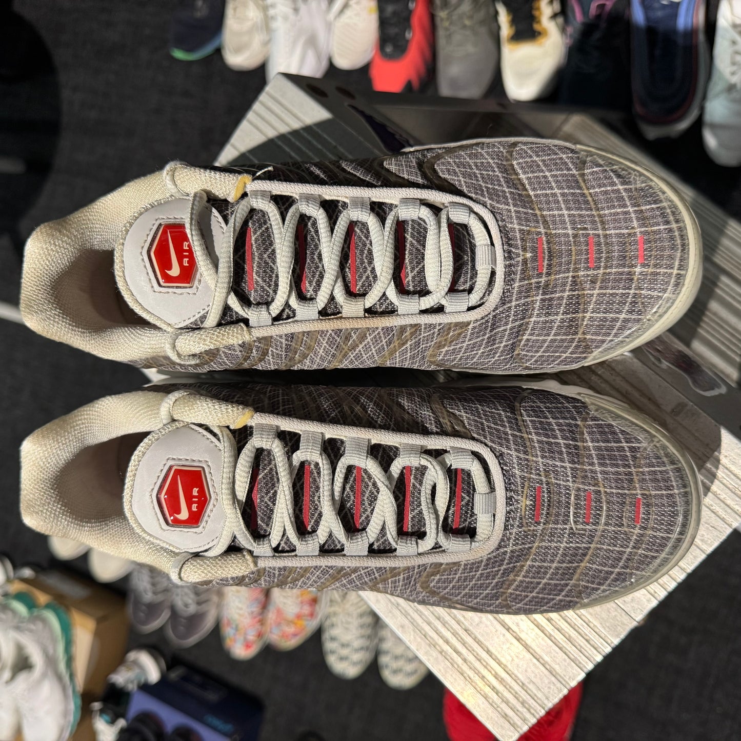 Nike Air Max Plus TN 'Wave Grid Grey' (Second hand)