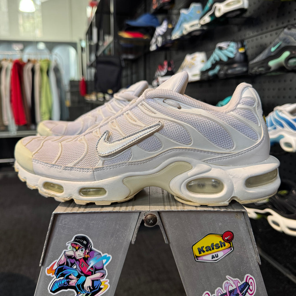 Nike Air Max Plus TN 'Triple White Casper White Removeable Swoosh' (Second hand)