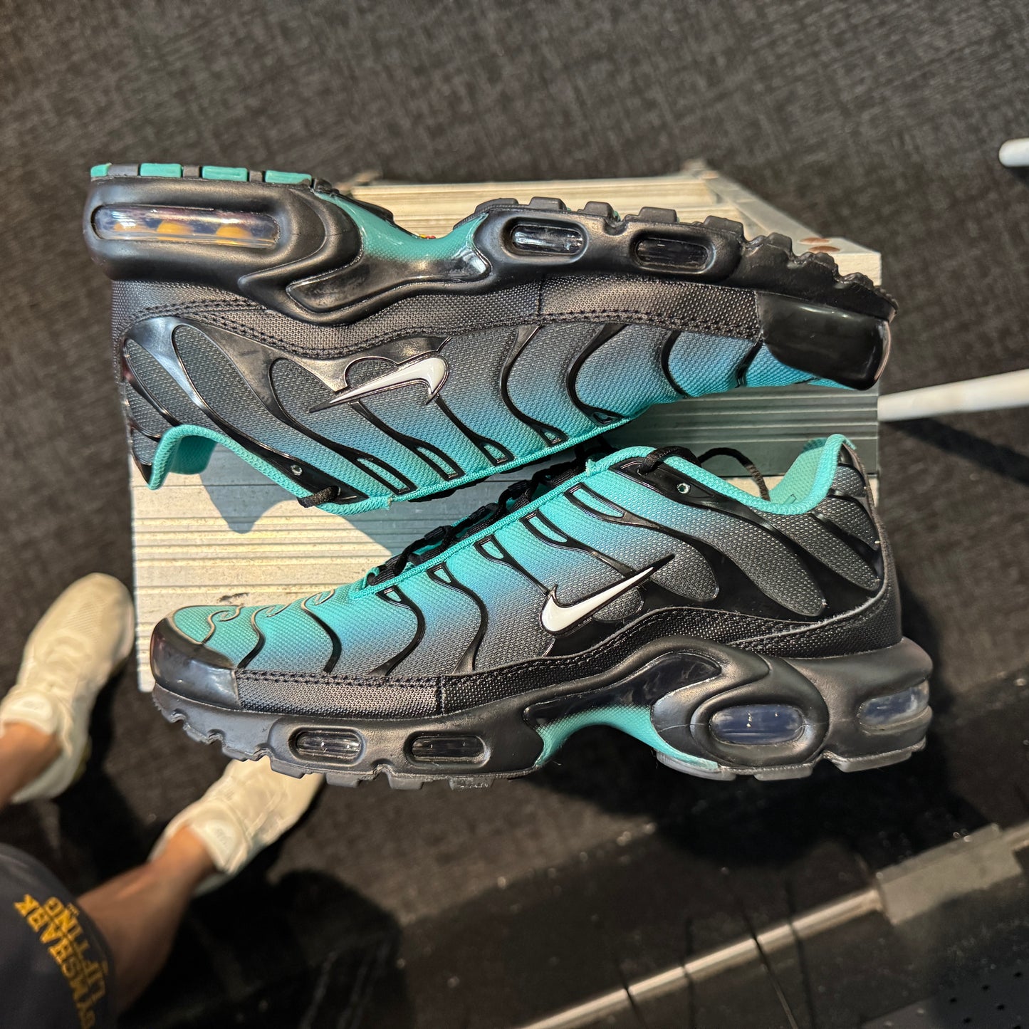 Nike Air Max Plus TN 'Aqua Fade' (Second hand)