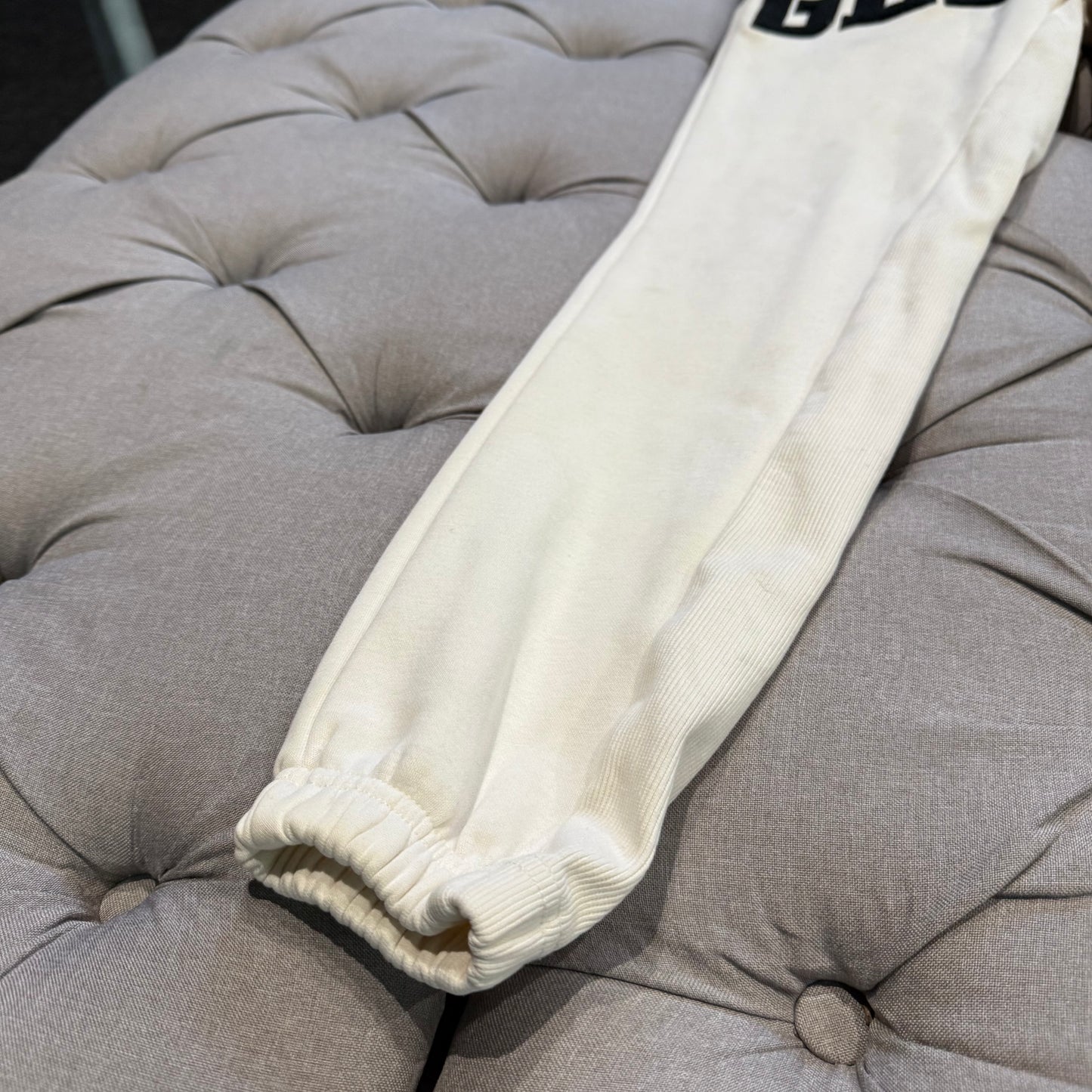 Geedup Team Logo Track Pants 'Butter Cream Black' (Second hand)
