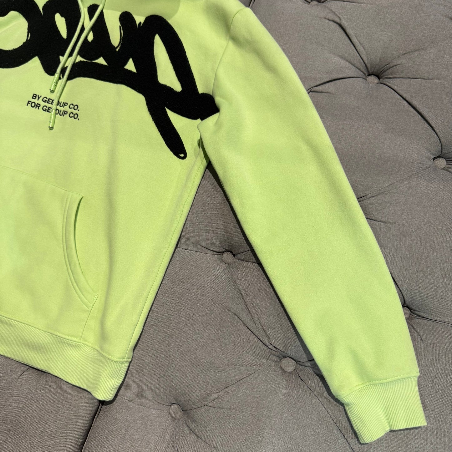 Geedup Handstyle Hoodie 'Pastel Black' (Second hand)