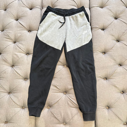 Nike Tech Fleece Track Pants 'Black Grey' (Second hand)