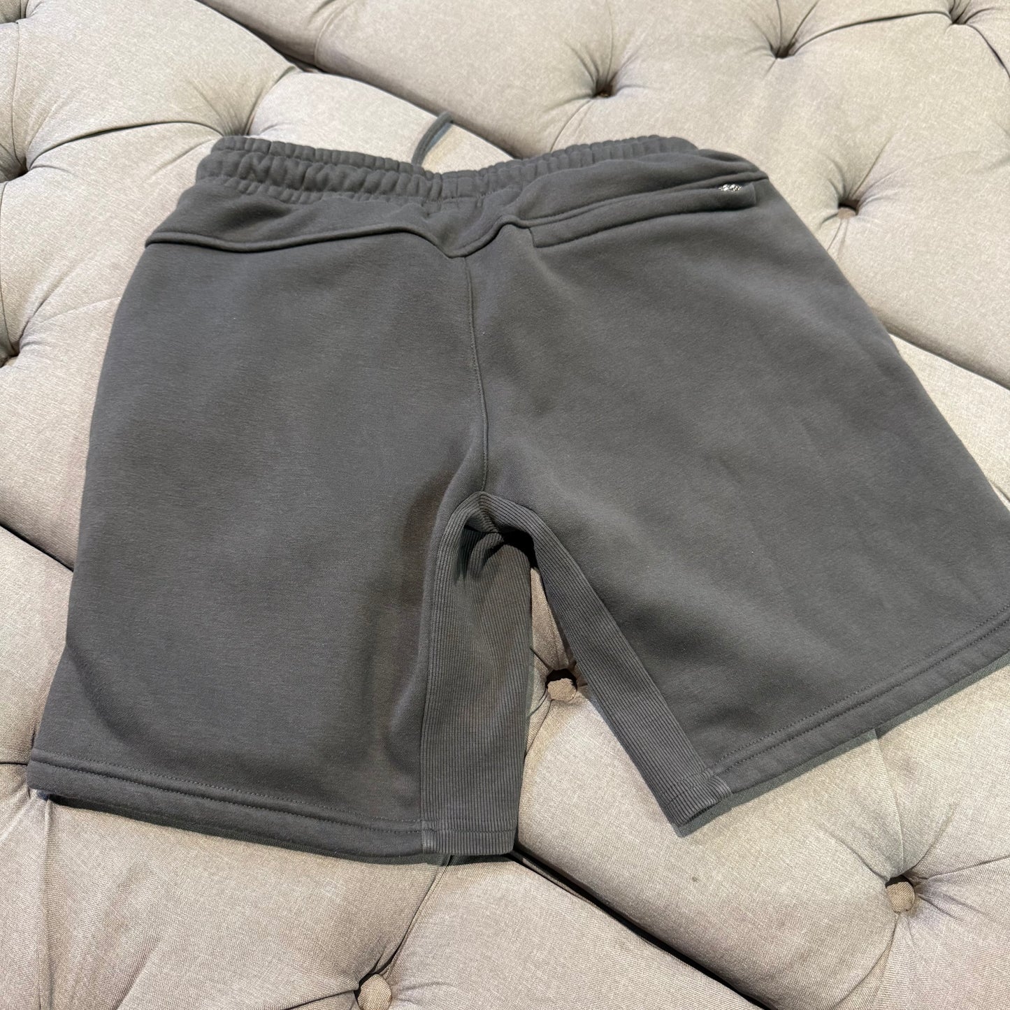 Geedup Team Logo Shorts 'Asphalt Grey' (Second hand)