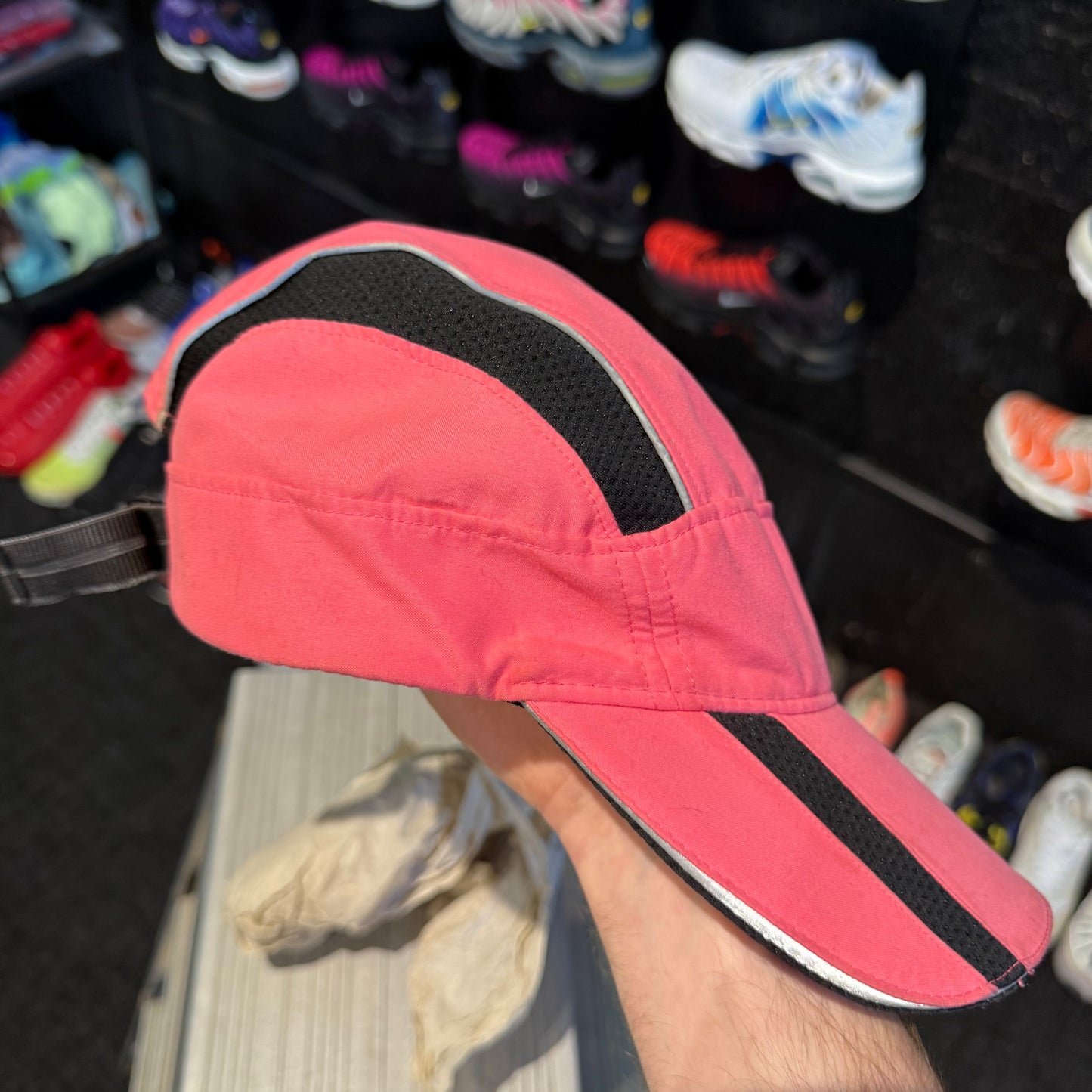 Asics Mesh Panel Reflective Hat 'Pink' (Second hand)