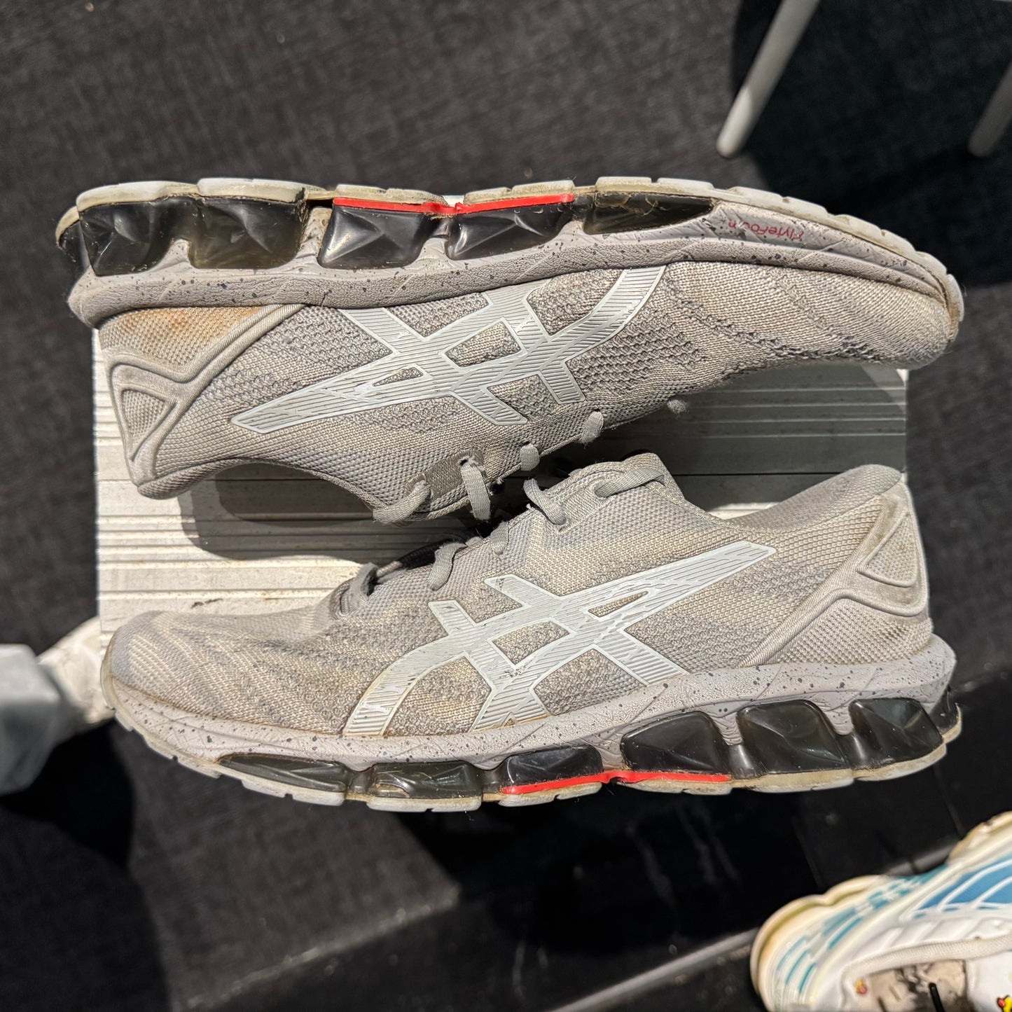 Asics Gel-Quantum 360 7 'Knit Grey Red' (Second hand)