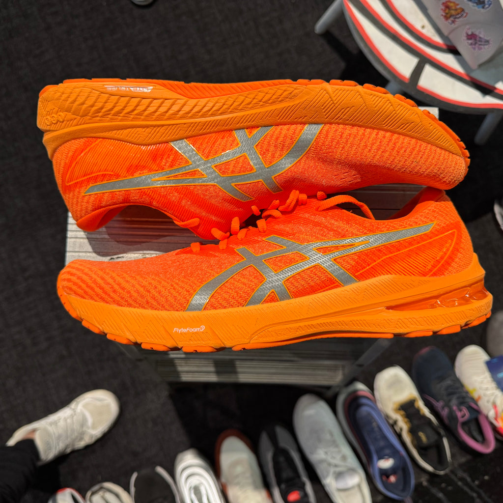 Asics Gel GT-2000 'Triple Orange' (Second hand)
