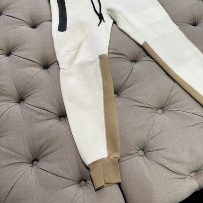 Nike Tech Fleece Track Pants 'Cream Beige' (Second hand)