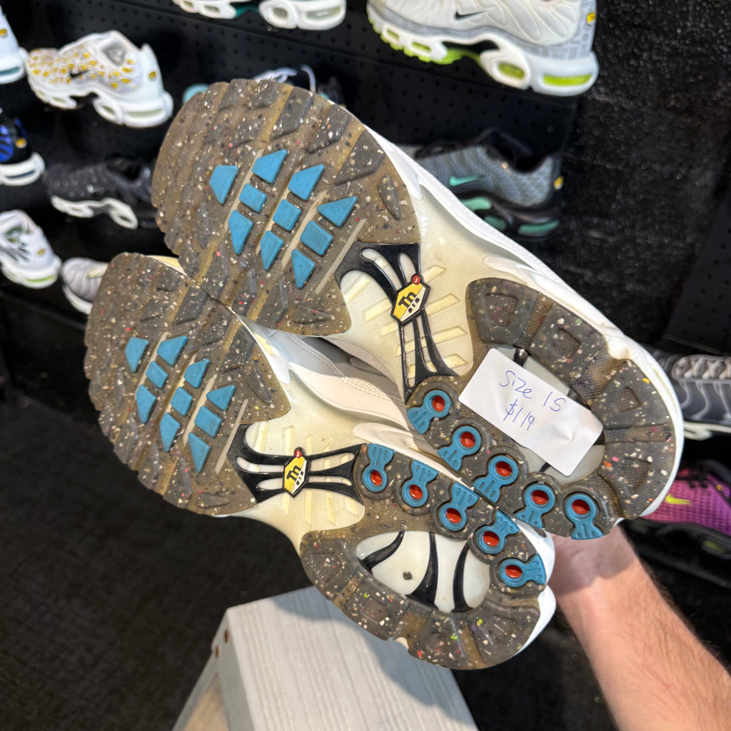 Nike Air Max Plus TN 'Regrind Light Smoke Grey' (Second hand)
