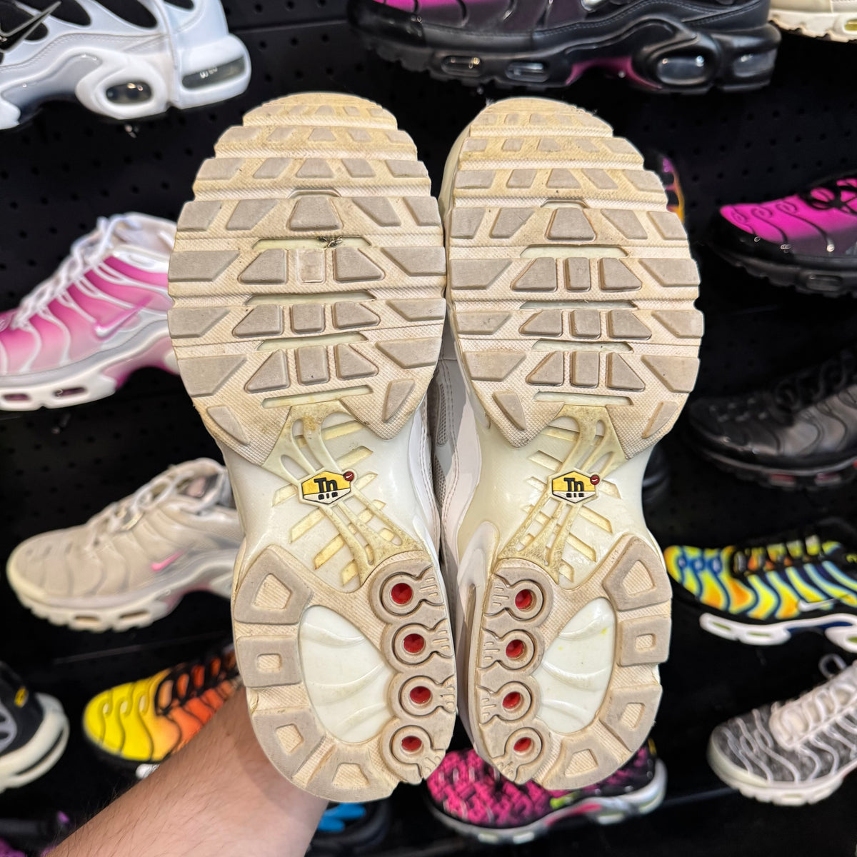 Nike Air Max Plus TN 'Triple White Casper White Removeable Swoosh' (Second hand)