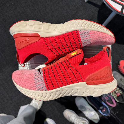 Nike React Phantom Run Flyknit 2 'Cream Red Neon' (Second hand)
