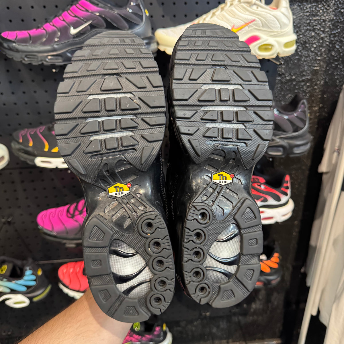 Nike Air Max Plus TN 'Triple Black Bat' (Second hand)