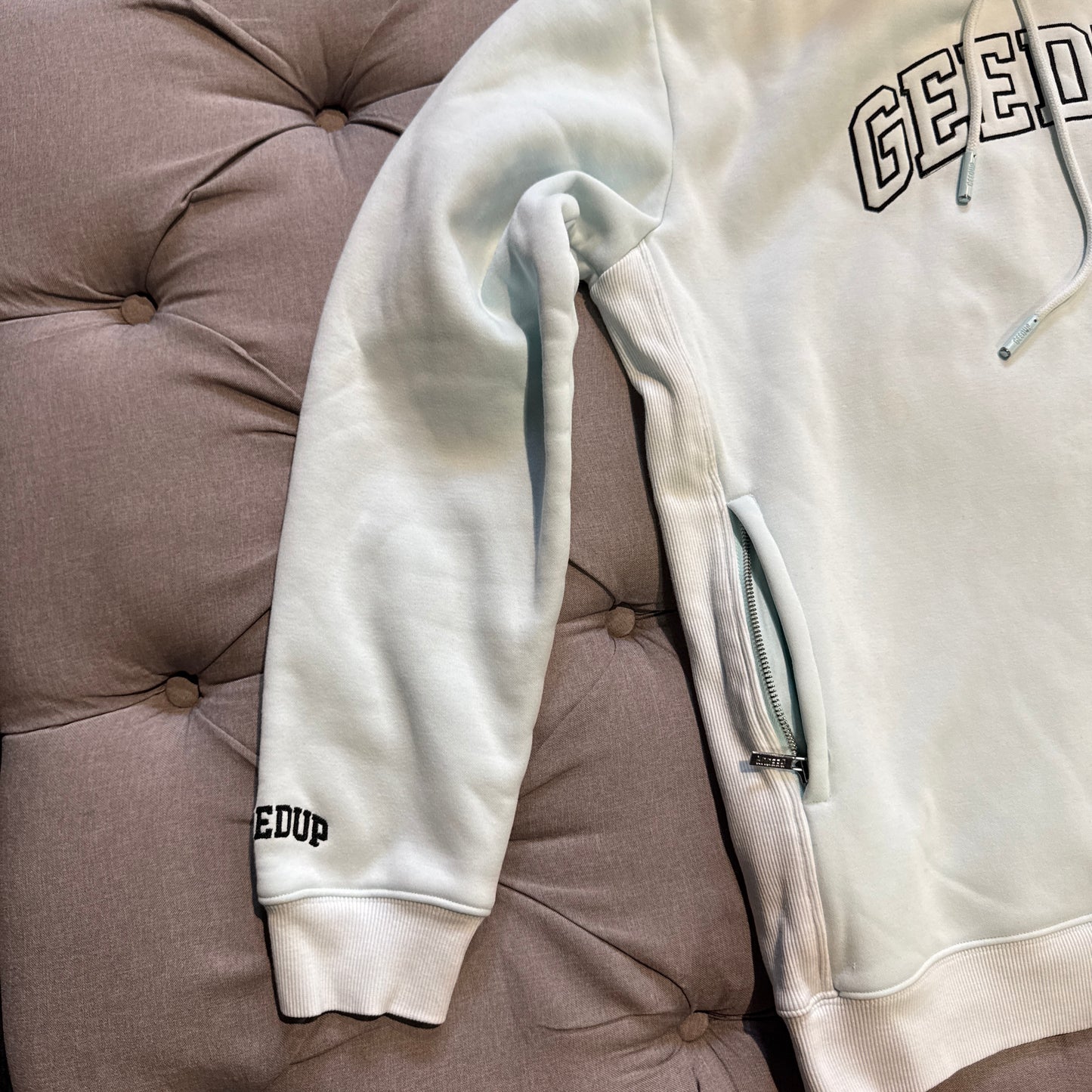 Geedup Proud Logo Hoodie 'Teal Black' (Second hand)