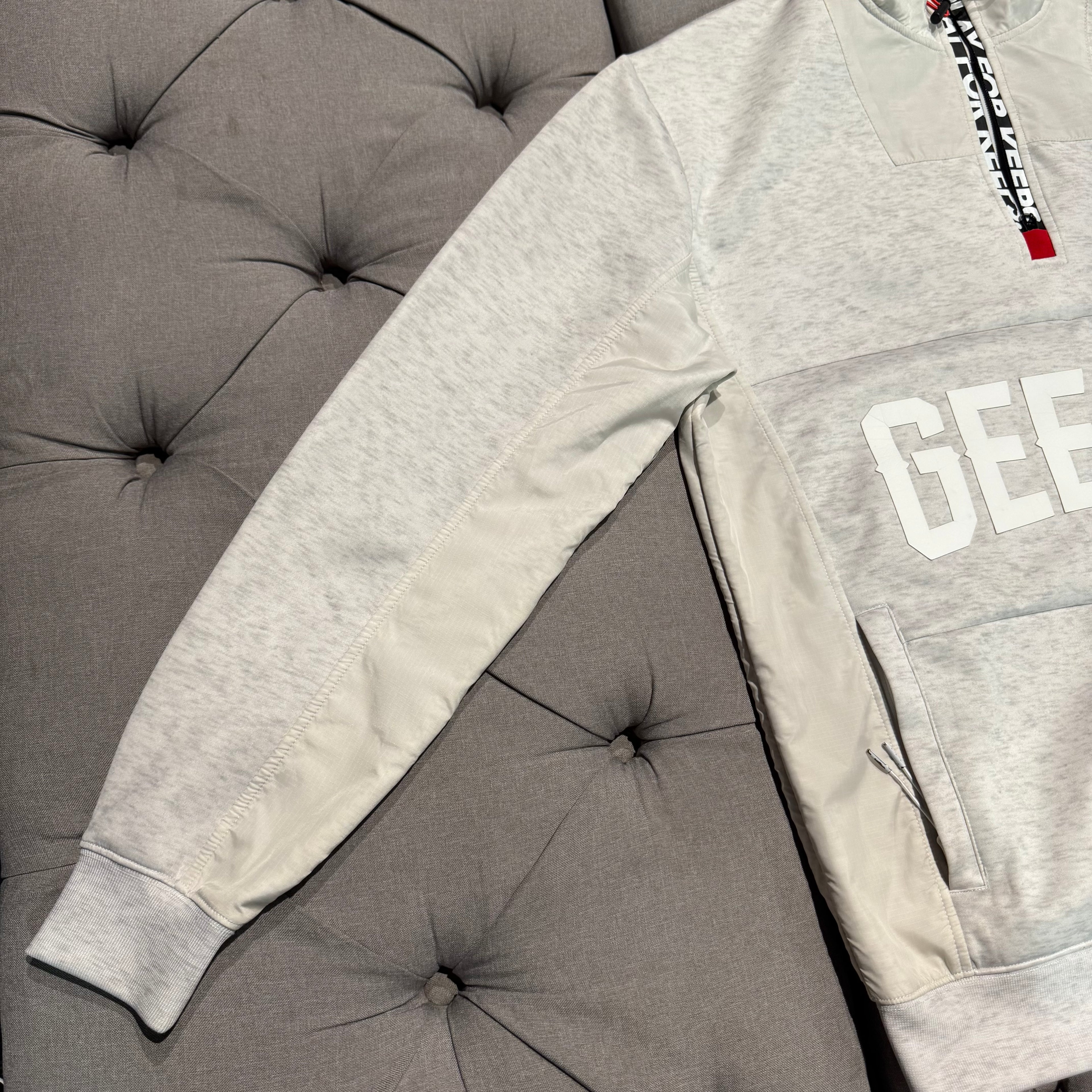 Geedup PFK Quarterzip 'Marle White Red' (Second hand)
