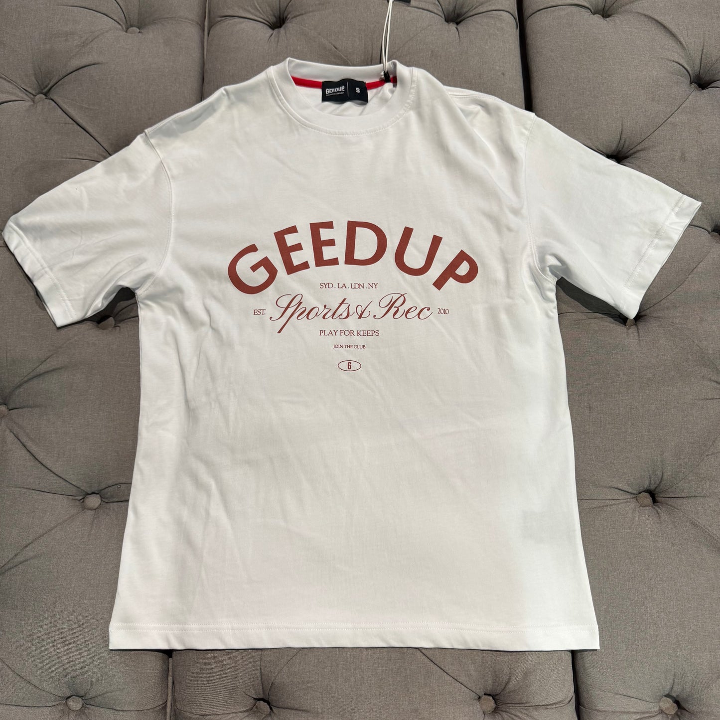 Geedup Sports Rec T-shirt 'White Maroon' (Brand New)