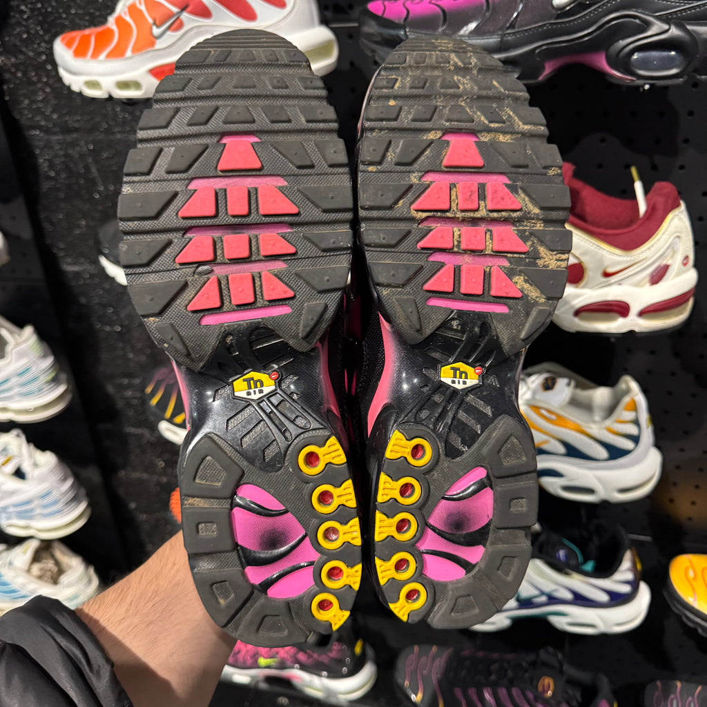 Nike Air Max Plus TN 'Black Hyper Pink' (Second hand)