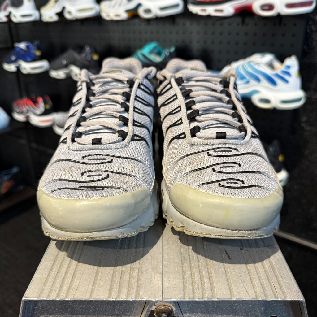 Nike Air Max Plus TN 'Wolf Grey' (Second hand)