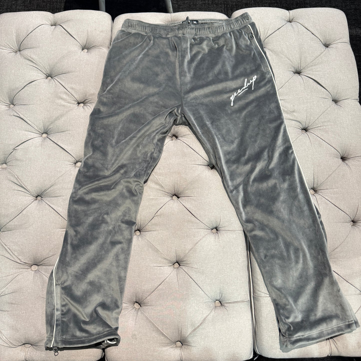 Geedup Script Fleece/Velvet Zip-Up Pants 'Grey' (Second hand)
